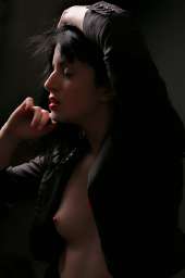 Simon Q. Walden, FilmPhotoAcademy.com, sqw, FilmPhoto, photography , nudephotography, locationshoot, modelling, fashion poses, fashiondaily, poses, art nude, pose, sensual_art, nudephotography, redhead, hot, shoelove, posing, form, urbex, shoes, rockchick