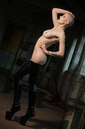 Simon Q. Walden, FilmPhotoAcademy.com, sqw, FilmPhoto, photography , uncoveredmodels, water, high key, fashion, classic, classic, naturallight, hollywood, hollywood, panties, fashionstyle, nakedgirl, coutureshoes, colour, modelphotography, beautiful