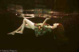 slegrova gabriela works web underwater Simon Q. Walden, FilmPhotoAcademy.com, sqw, FilmPhoto, photography