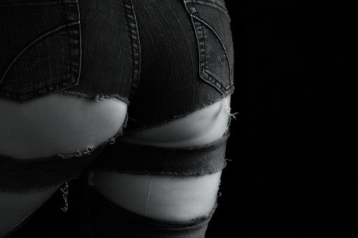 Simon Q. Walden, FilmPhotoAcademy.com, sqw, FilmPhoto, photography , nudephotography, locationshoot, modelling, fashion poses, fashiondaily, poses, art nude, pose, sensual_art, nudephotography, redhead, hot, shoelove, posing, form, urbex, shoes, rockchick